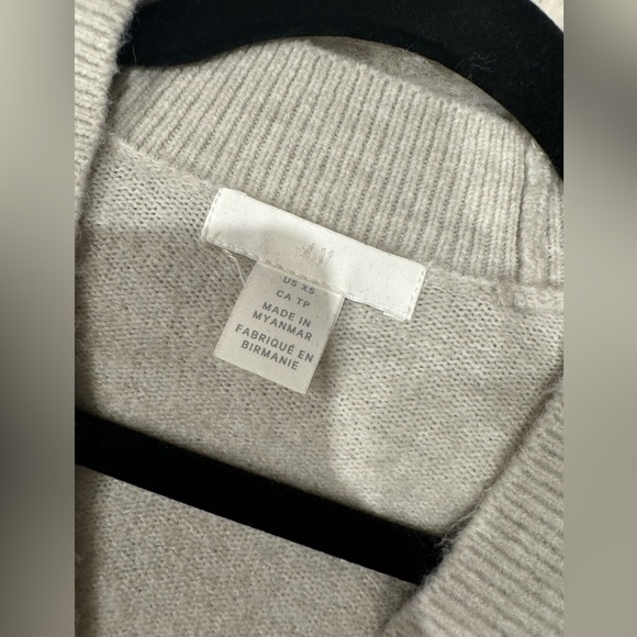 H&M sweater - Picture 4 of 4